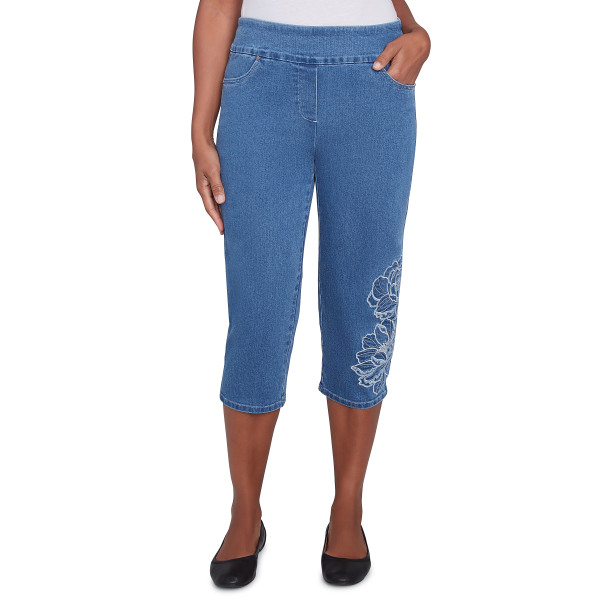 Alfred Dunner Free Spirit Superstretch Denim Capri Blumenapplikation 85403VW - Bild 1 von 2
